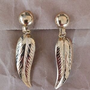 Monet PATD Vintage Leaf Dangle Gold-tone Clip-on Earrings